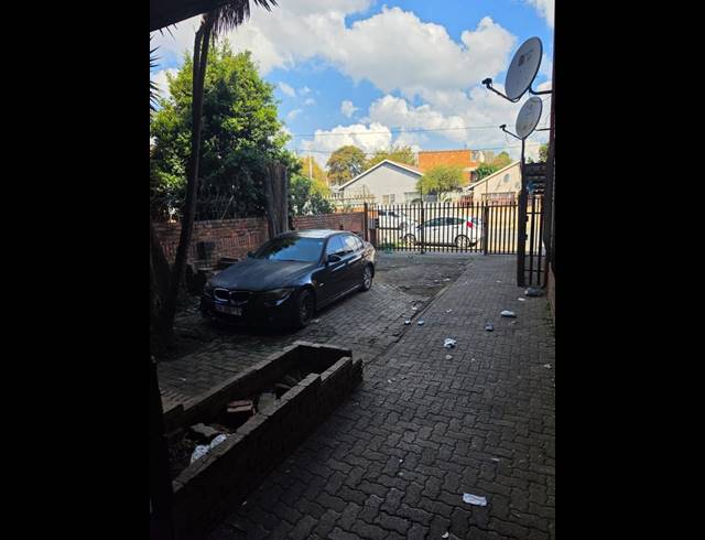 1 BEDROOM APARTMENT FOR SALE IN TURFFONTEIN